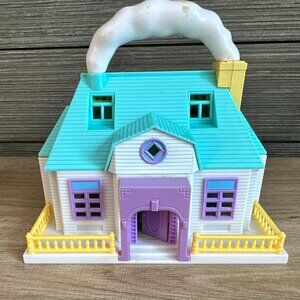 Blue Box Toys Tiny Dreams Carry Along Mini Doll House Playset Fits Polly Pocket